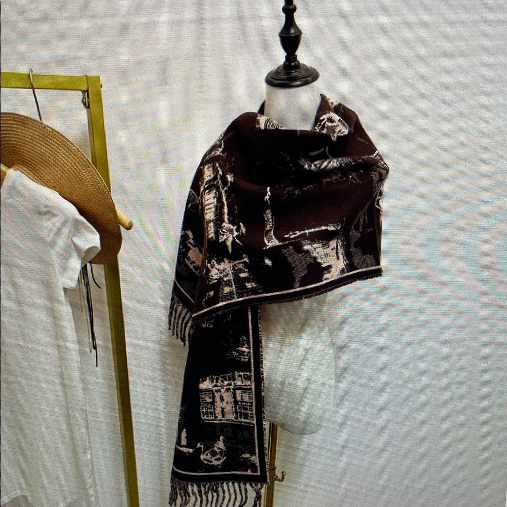 Elegant Brown and Cream Scarf